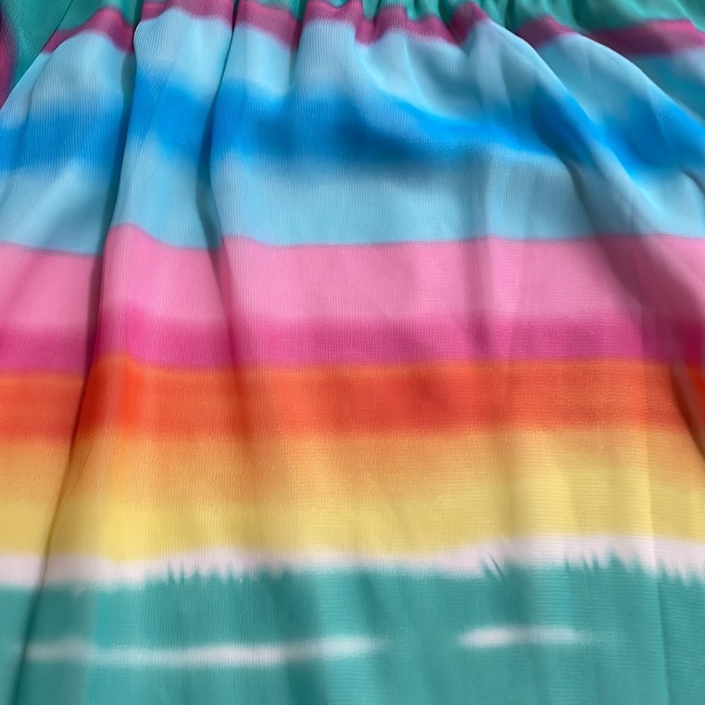 Large, multi-color resort/summer dress - Picture 5 of 5